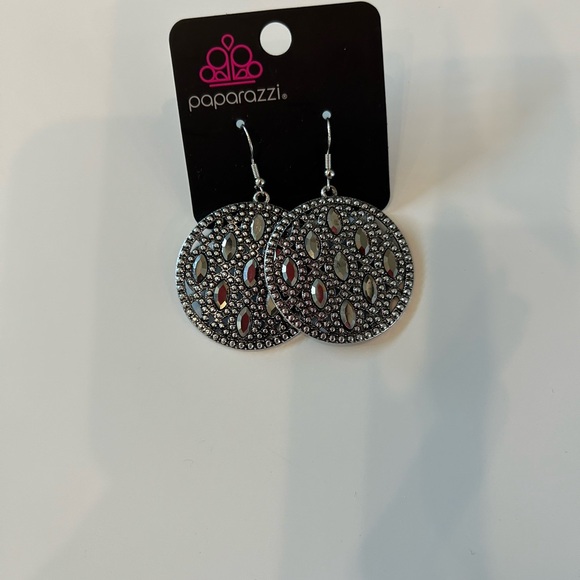 Silver and gray - Picture 2 of 3